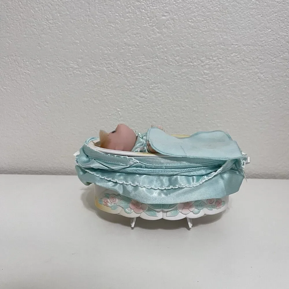 Vintage Cabbage Patch Kids Doll Magic Nursery Cradle Carriage Green Set 1998